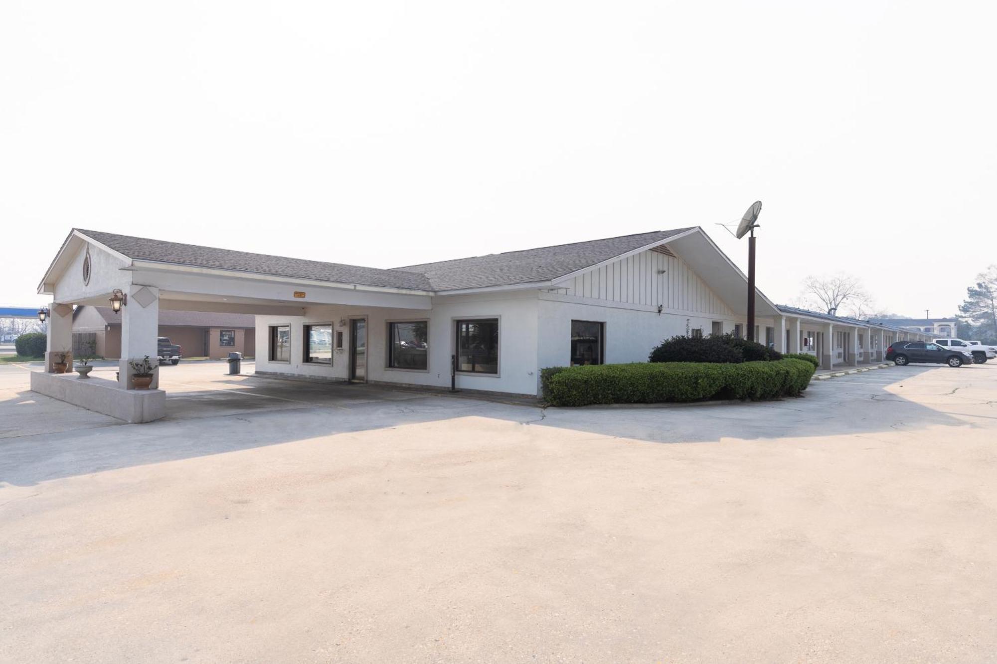 Oyo Hotel Deridder Hwy 171 North エクステリア 写真