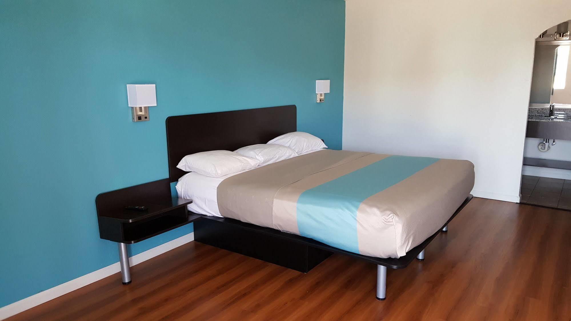 Oyo Hotel Deridder Hwy 171 North エクステリア 写真